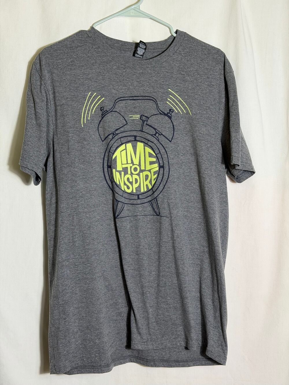 District Time to Inspire Graphic T Shirt Gray Heather Short Sleeve Adult Large